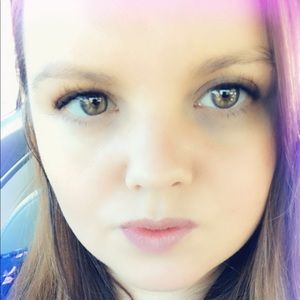 Meet your Posher, Kellie